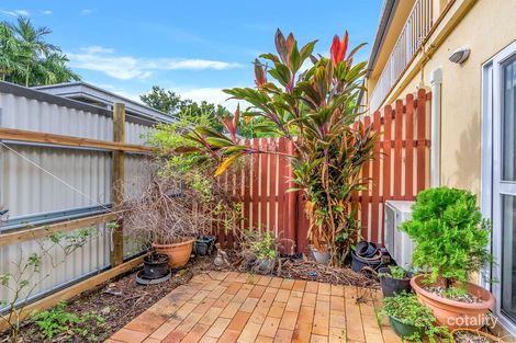 Property photo of 3/426 McCoombe Street Mooroobool QLD 4870