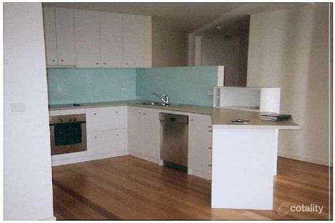 Property photo of 8/440 Hampton Street Hampton VIC 3188