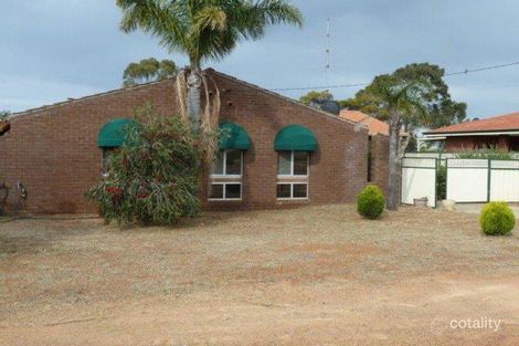 22 Dall St, Quairading, WA 6383