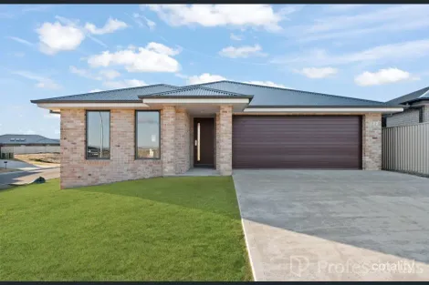 132 Graham Dr, Kelso, NSW 2795