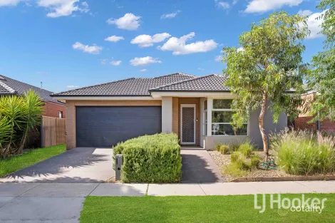 11 Becontree Cres, Strathtulloh, VIC 3338