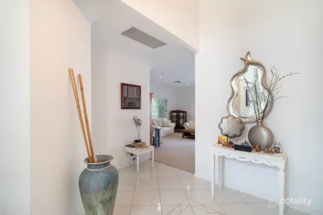 Property photo of 12 Deborah Avenue Benowa QLD 4217