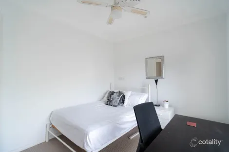 Property photo of 12 Deborah Avenue Benowa QLD 4217