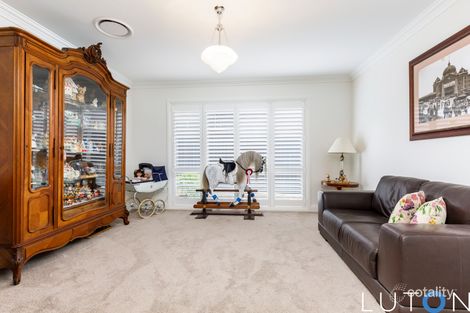 Property photo of 39 Hyslop Crescent Casey ACT 2913