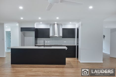 Property photo of 72 Albatross Way Old Bar NSW 2430