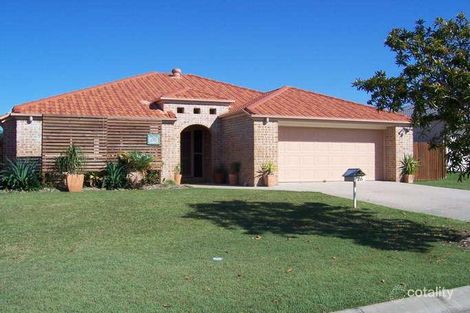 26 Toorak St, Glenella, QLD 4740