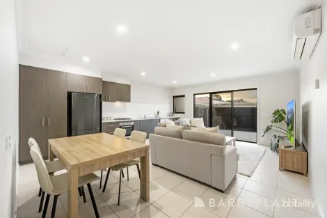 Property photo of 6 Bianca Boulevard Tarneit VIC 3029
