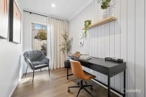 Property photo of 42 Wavertree Crescent Werribee VIC 3030