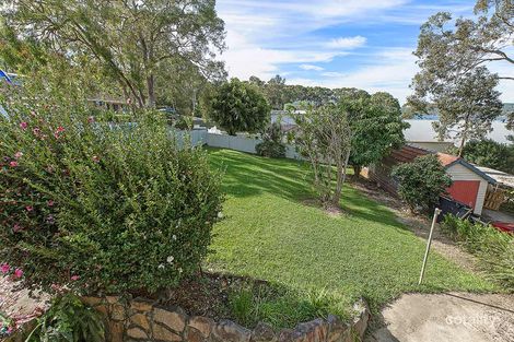 Property photo of 6 Bolton Point Road Bolton Point NSW 2283