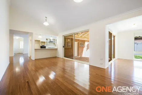 Property photo of 18 Michele Close Green Point NSW 2251