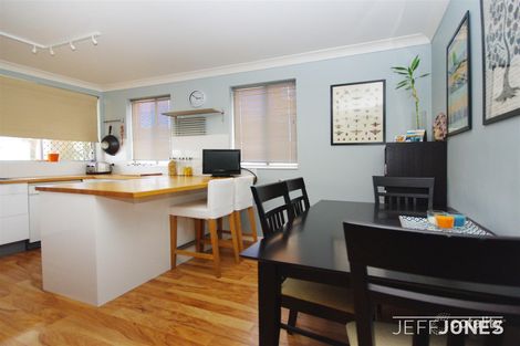 Property photo of 3/31 Ninth Avenue Coorparoo QLD 4151