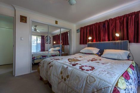 Property photo of 29 Cabarita Crescent Glenvale QLD 4350