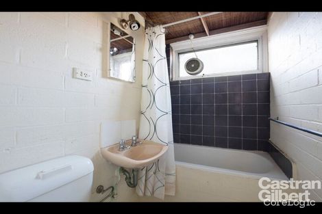 Property photo of 2/44 Gatehouse Street Parkville VIC 3052