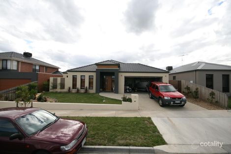 16 Hewat Dr, Highton, VIC 3216