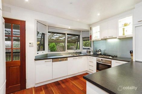 Property photo of 1 Williams Close Dingley Village VIC 3172