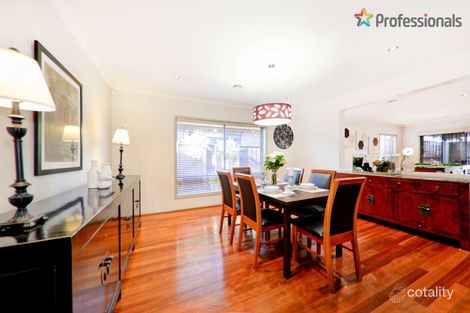 Property photo of 12 Amberley Gardens Derrimut VIC 3026