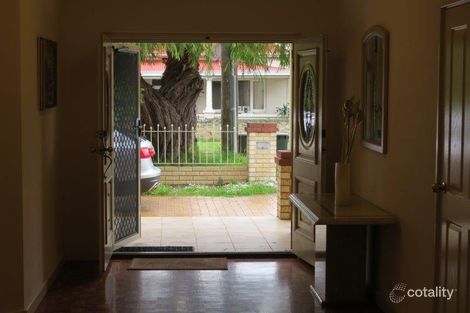 Property photo of 14 King William Street South Fremantle WA 6162