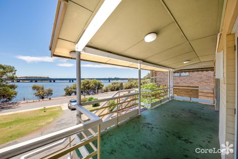 Property photo of 215 The Esplanade Mount Pleasant WA 6153