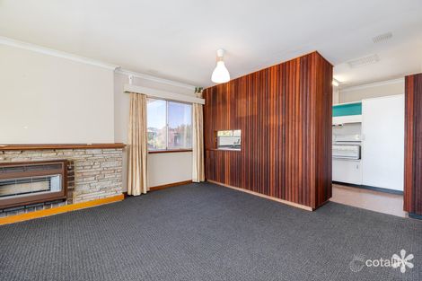 Property photo of 215 The Esplanade Mount Pleasant WA 6153