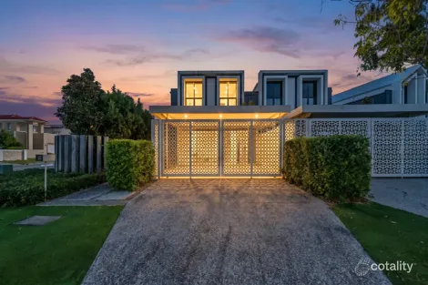 27 Sanctuary Ct, Mermaid Waters, QLD 4218