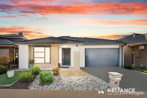 Property photo of 14 Yaleri Rise Werribee VIC 3030