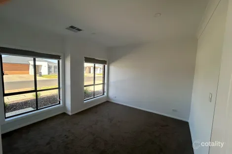 Property photo of 8 Azalea Drive Angle Vale SA 5117