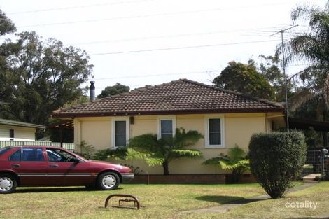 14 Lucena Cres, Lethbridge Park, NSW 2770