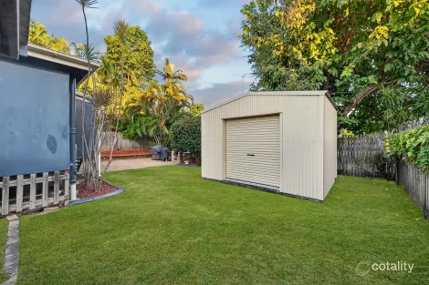 Property photo of 2A Baldey Street Hyde Park QLD 4812
