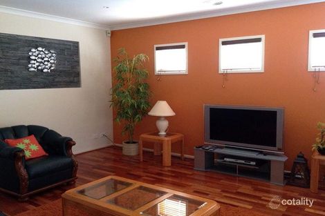 Property photo of 22 Eucumbene Drive Berwick VIC 3806