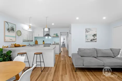 Property photo of 33 Wonthaggi Road Inverloch VIC 3996