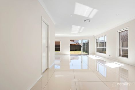 Property photo of 26 Howarth Street Ropes Crossing NSW 2760