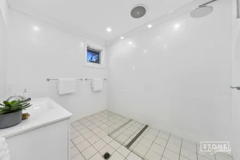 Property photo of 24 Romford Road Epping NSW 2121