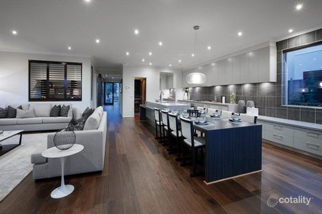 Property photo of 31 Burford Way Cranbourne North VIC 3977