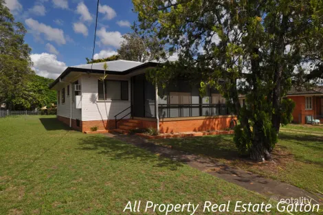 11 Hood St, Gatton, QLD 4343