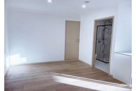 Property photo of 13 Caragh Crescent Oxenford QLD 4210