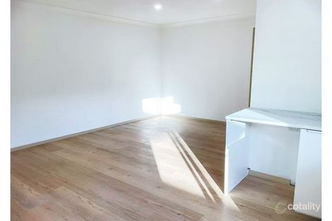 Property photo of 13 Caragh Crescent Oxenford QLD 4210