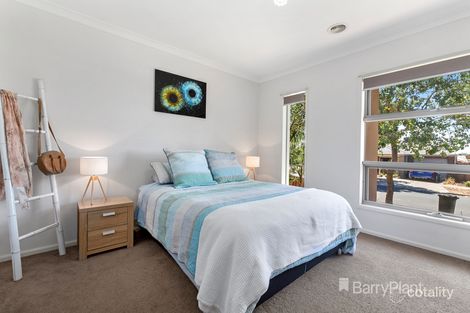 Property photo of 31 Peterborough Drive Doreen VIC 3754