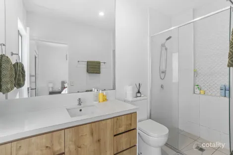 Property photo of 37 Fairlight Avenue Robina QLD 4226