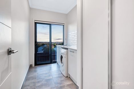 Property photo of 13 Kirkstall Close Garfield VIC 3814
