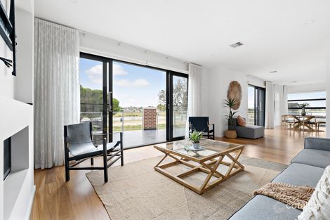 Property photo of 1/6 Dahmen Street Carrum VIC 3197
