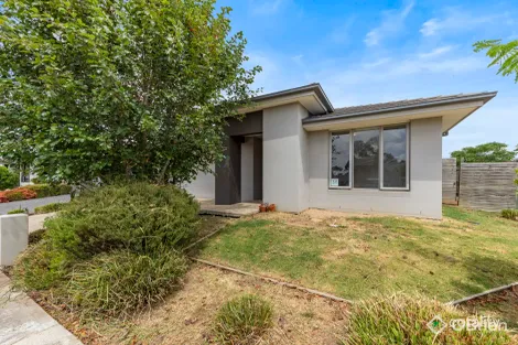 38 Athletic Cct, Clyde, VIC 3978