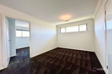 Property photo of 272B Copperfield Drive Rosemeadow NSW 2560