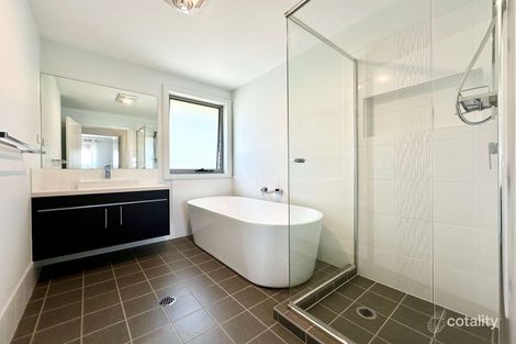 Property photo of 272B Copperfield Drive Rosemeadow NSW 2560