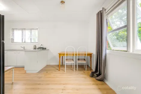 Property photo of 60 Diamond Street Riverview QLD 4303