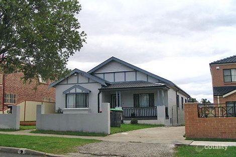 77 Old Kent Rd, Greenacre, NSW 2190