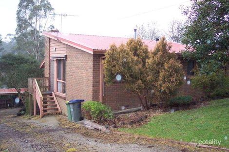 4 Candy Cl, Seville, VIC 3139