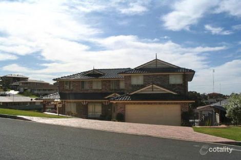 25 Murrogun Cres, Cordeaux Heights, NSW 2526