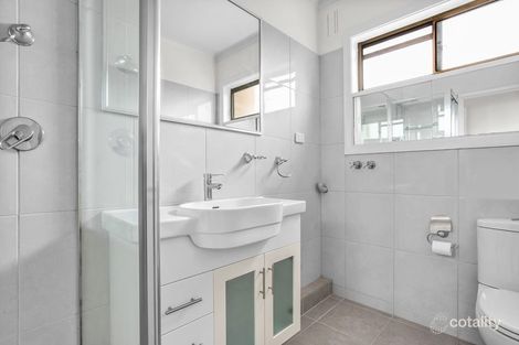 Property photo of 8/164 Warrigal Road Mentone VIC 3194