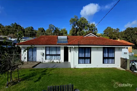 Property photo of 8 Greenfields Road Harvey WA 6220