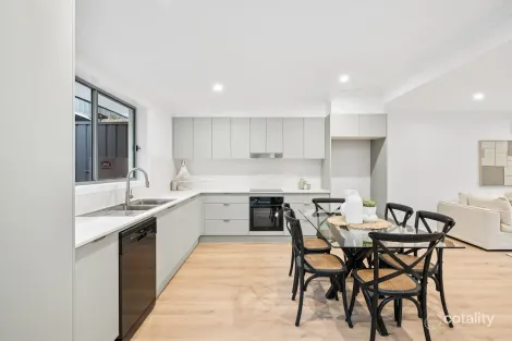 Property photo of 21 Sylvan Valley Close Niagara Park NSW 2250